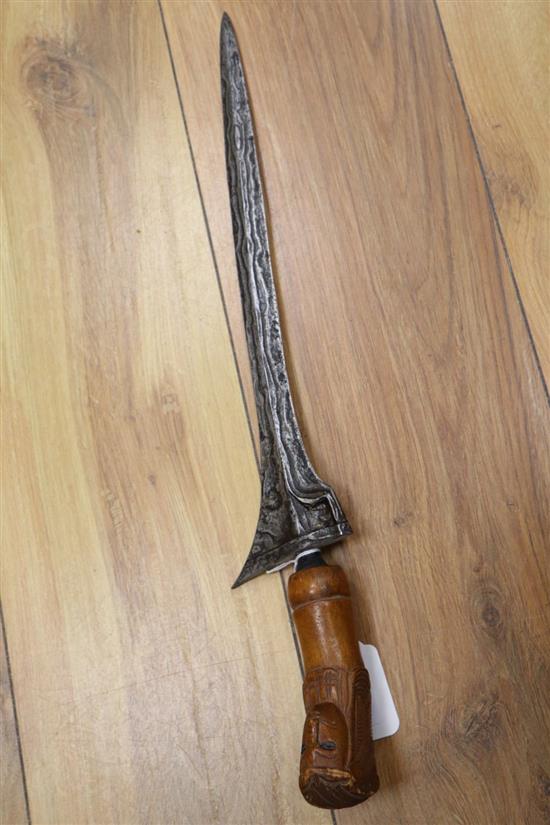A Victorian military sword, 97cm and a 20th century kris, 58cm